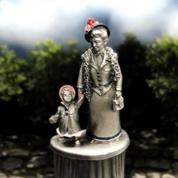 Other - Hudson Pewter Vintage #4836 Grandma Todd and Sarah New in Box USA